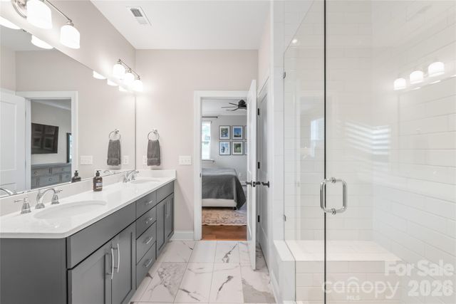 4307 Island Fox Lane, Denver, NC 28037