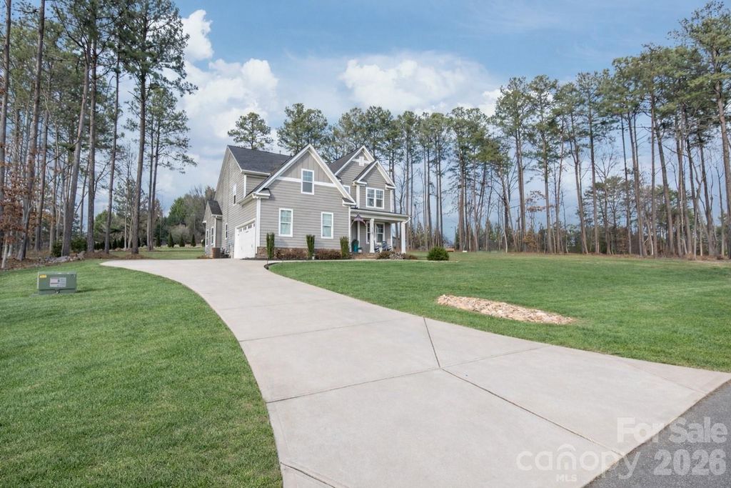 4307 Island Fox Lane, Denver, NC 28037