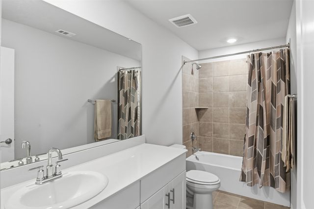 2275 Cliff Springs Drive, Forney, TX 75126