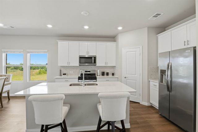 2275 Cliff Springs Drive, Forney, TX 75126