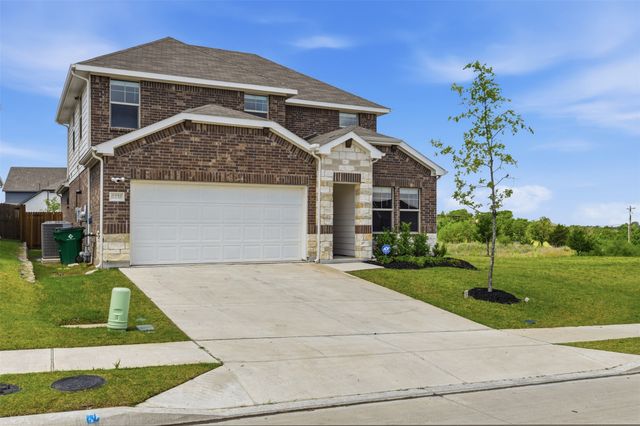 2275 Cliff Springs Drive, Forney, TX 75126