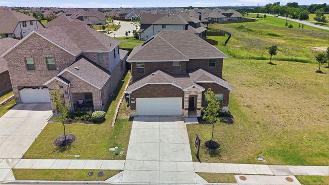 2275 Cliff Springs Drive, Forney, TX 75126
