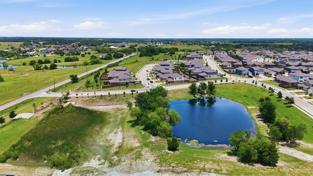 2275 Cliff Springs Drive, Forney, TX 75126