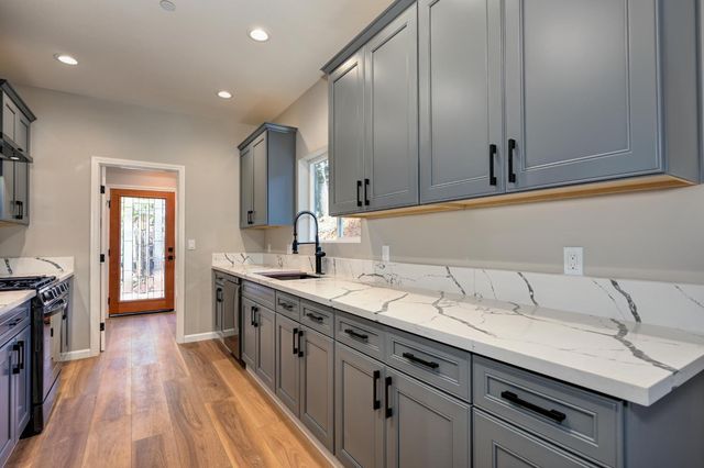 5117 Woodhaven Ct, Grizzly Flats, CA 95636