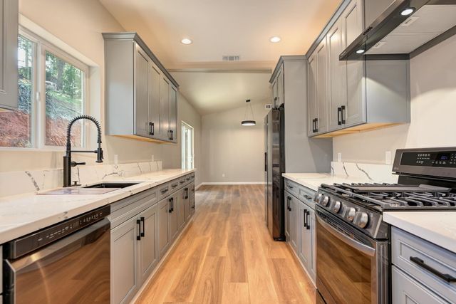 5117 Woodhaven Ct, Grizzly Flats, CA 95636