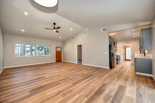 5117 Woodhaven Ct, Grizzly Flats, CA 95636