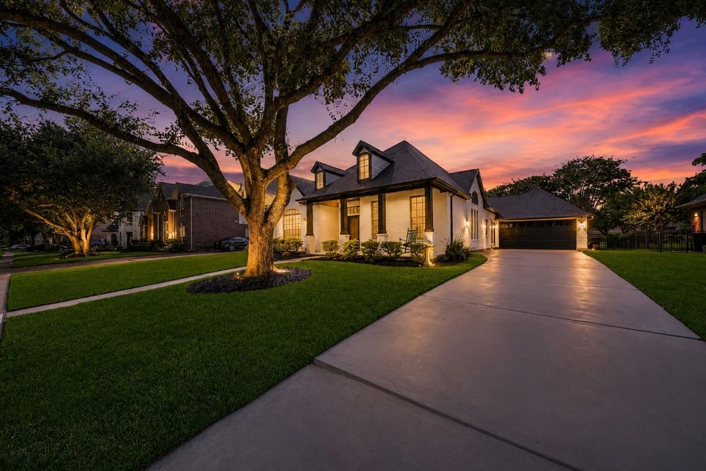 2522 Colonel Court Drive, Richmond, TX 77406