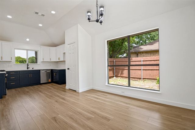 8010 Meadowlark Lane, Rowlett, TX 75088