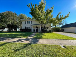 1016 W Gandy Street 2, Denison, TX 75020