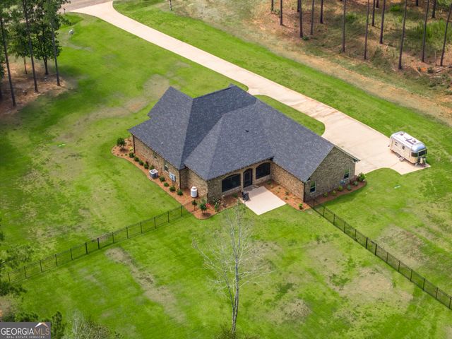 271 Sewell Road, Elko, GA 31025