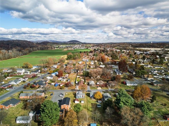 410 BRUCE ST, Bridgewater, VA 22812