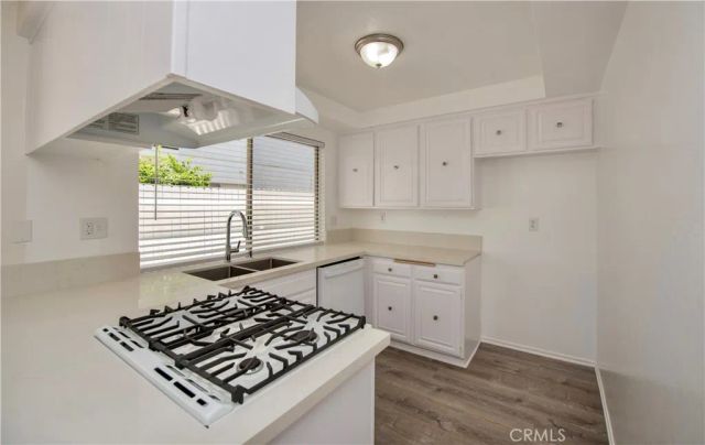 7282 La Mancha Cir, Huntington Beach, CA 92647