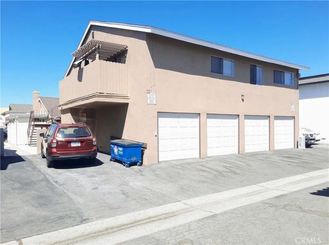 7282 La Mancha Cir, Huntington Beach, CA 92647