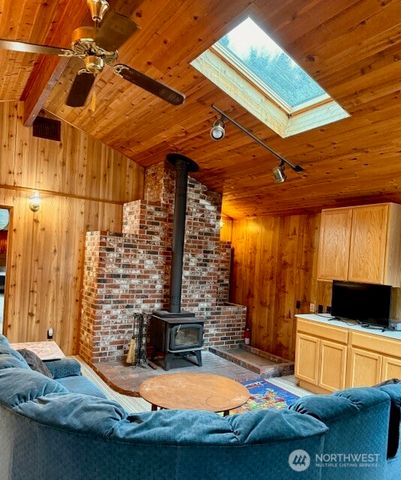 2002 200th Lane, Ocean Park, WA 98640