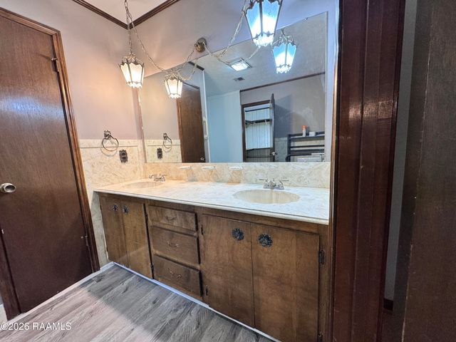 403 Resweber Street, St. Martinville, LA 70582