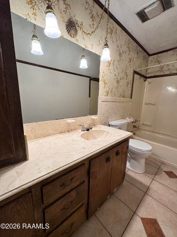 403 Resweber Street, St. Martinville, LA 70582