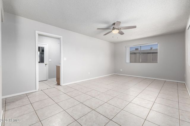 2135 W KERRY Lane, Phoenix, AZ 85027