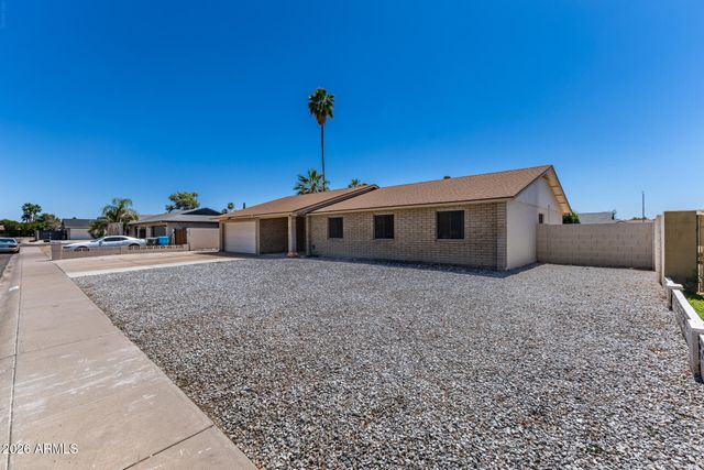 2135 W KERRY Lane, Phoenix, AZ 85027