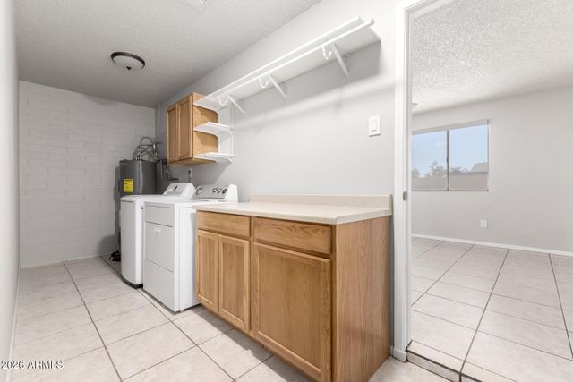 2135 W KERRY Lane, Phoenix, AZ 85027