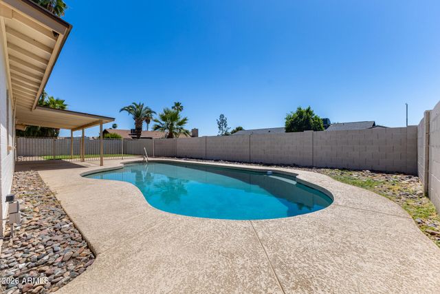2135 W KERRY Lane, Phoenix, AZ 85027