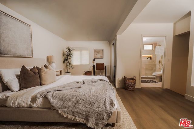 5211 Baza Avenue, Woodland Hills (los Angeles), CA 91364