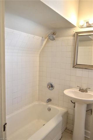 3210 Brighton ST, Portsmouth, VA 23707