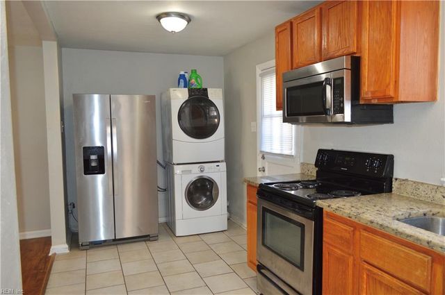 3210 Brighton ST, Portsmouth, VA 23707