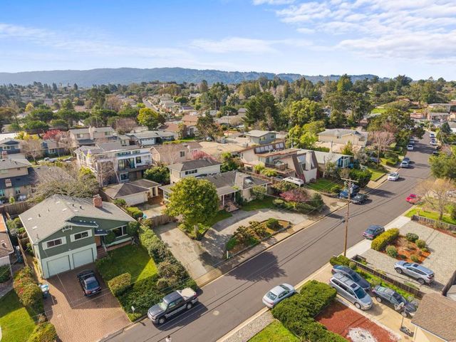 2725 Belmont Canyon Road, Belmont, CA 94002