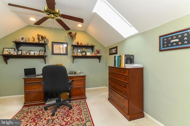 6 PHOEBE TER, West Deptford, NJ 08086