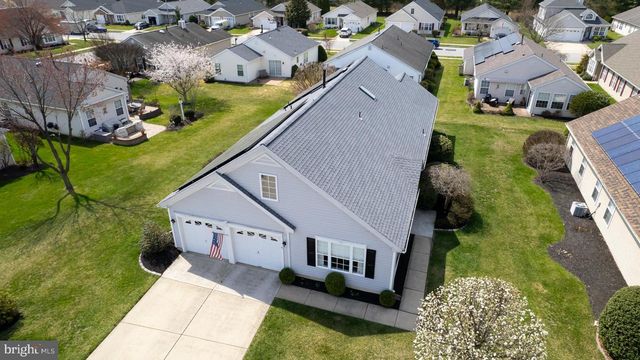 6 PHOEBE TER, West Deptford, NJ 08086