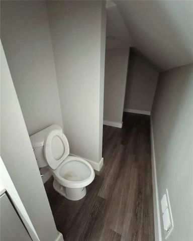 555 Paines NW Avenue, Atlanta, GA 30318