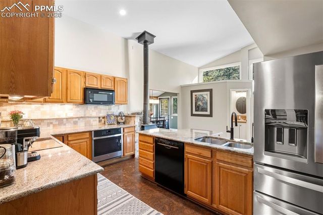 1144 Rock Creek Canyon Road A, Colorado Springs, CO 80926