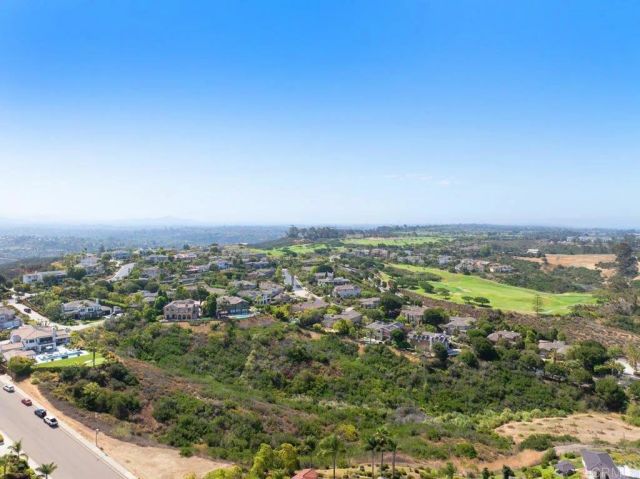 1358 Blue Heron Avenue, Encinitas, CA 92024