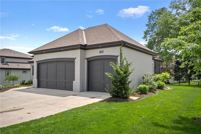 10909 W 172nd Street, Overland Park, KS 66221