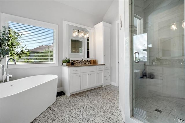 10909 W 172nd Street, Overland Park, KS 66221