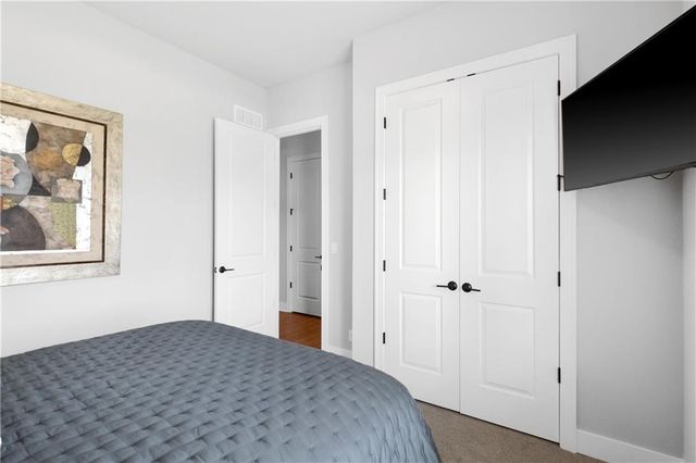 10909 W 172nd Street, Overland Park, KS 66221