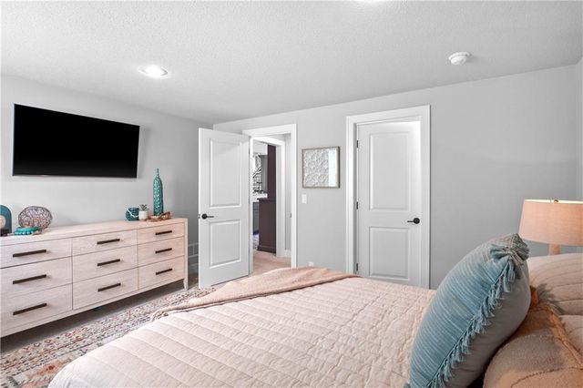10909 W 172nd Street, Overland Park, KS 66221