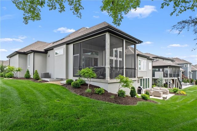 10909 W 172nd Street, Overland Park, KS 66221