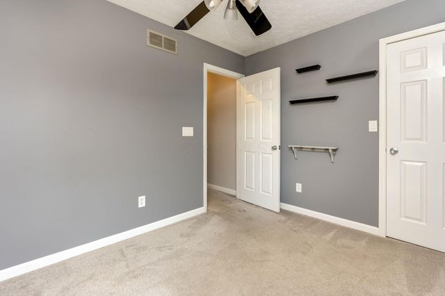 2276 Sandman Drive, 67E, Columbus, OH 43235