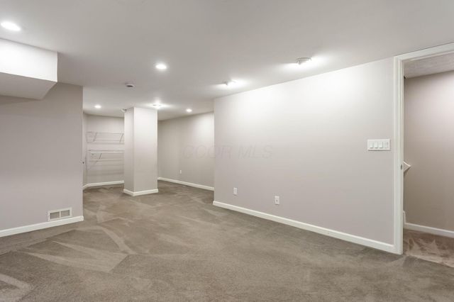 2276 Sandman Drive, 67E, Columbus, OH 43235