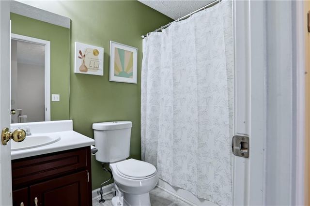 3740 Michaels Creek Way, Loganville, GA 30052