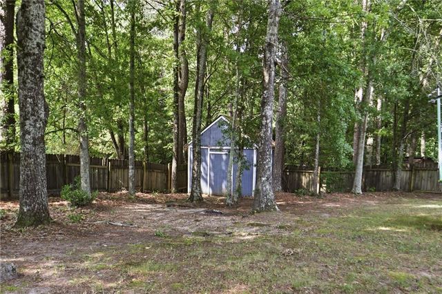 3740 Michaels Creek Way, Loganville, GA 30052