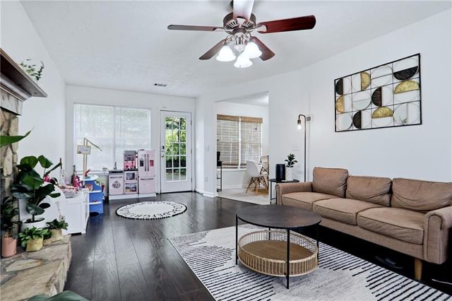 3740 Michaels Creek Way, Loganville, GA 30052