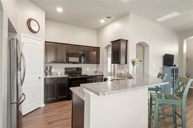 2555 Elkhorn Trail, Bryan, TX 77803
