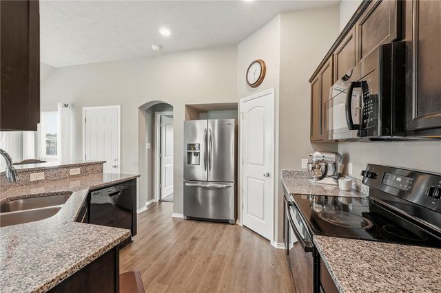 2555 Elkhorn Trail, Bryan, TX 77803