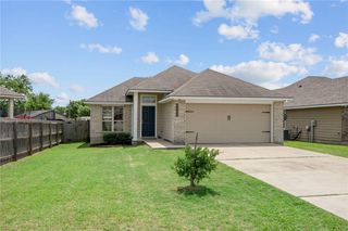 2555 Elkhorn Trail, Bryan, TX 77803