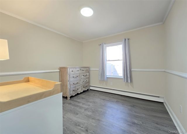 325 Dunton Avenue, East Patchogue, NY 11772