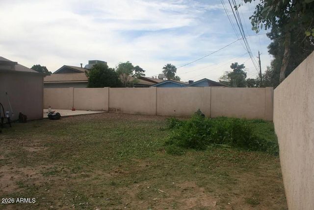 6308 W ROSE Lane, Glendale, AZ 85301