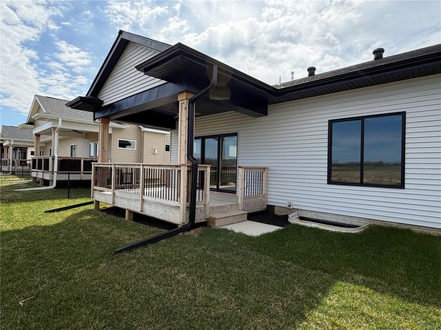 1272 Berkshire Lane, North Liberty, IA 52317