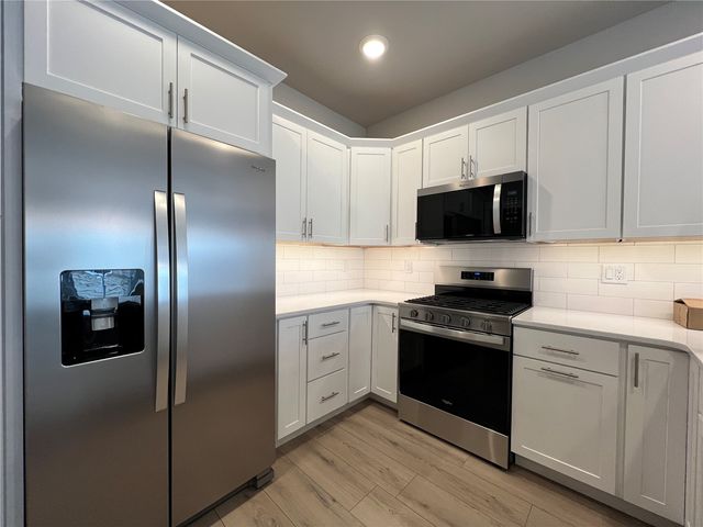 1272 Berkshire Lane, North Liberty, IA 52317